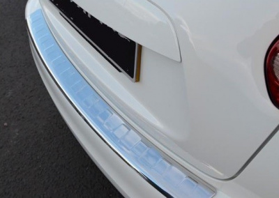 Nissan Juke (10–14) Накладка на задний бампер, нерж.